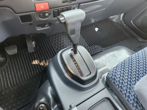 New 2025 Chevrolet Low Cab Forward image 19