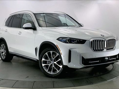 New 2026 BMW X5 xDrive40i w/ Premium Package image 11