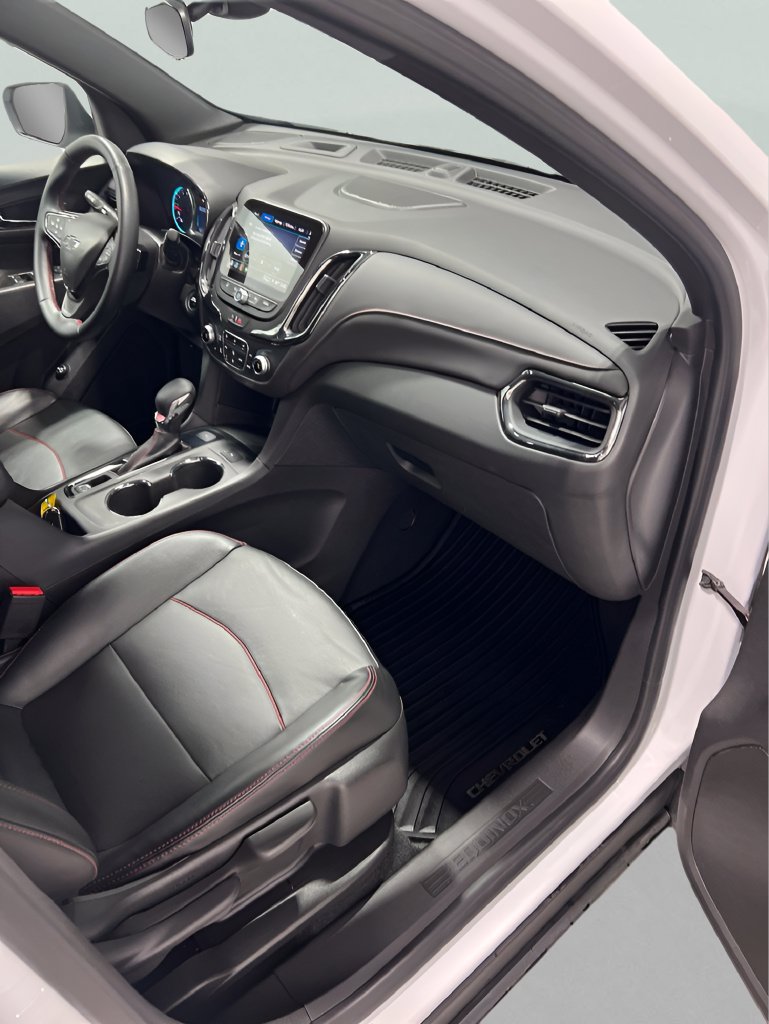Used 2024 Chevrolet Equinox RS w/ RS Leather Package AWD/4WD image 13