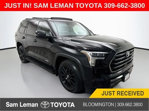 Used 2025 Toyota Sequoia Limited w/ Tow Technology Package AWD/4WD image 1