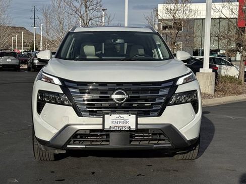 Certified 2024 Nissan Rogue SL w/ SL Premium Package image 6