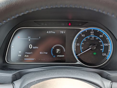 Used 2024 Nissan Leaf SV Plus FWD image 21