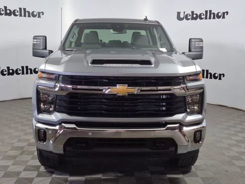 New 2026 Chevrolet Silverado 2500 LT w/ All Star Edition AWD/4WD image 2