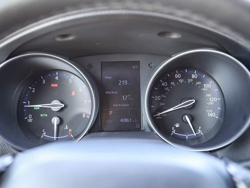 Certified 2019 Toyota C-HR XLE FWD image 22