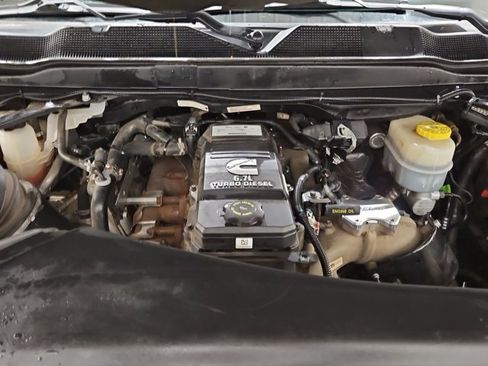 Used 2020 RAM 2500 Laramie image 26