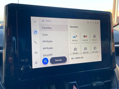 Used 2023 Toyota Corolla LE image 16