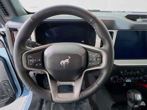 New 2025 Ford Bronco Heritage Edition image 7