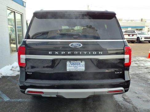 Used 2024 Ford Expedition Max XLT image 5