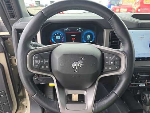 Used 2026 Ford Bronco Outer Banks AWD/4WD image 5
