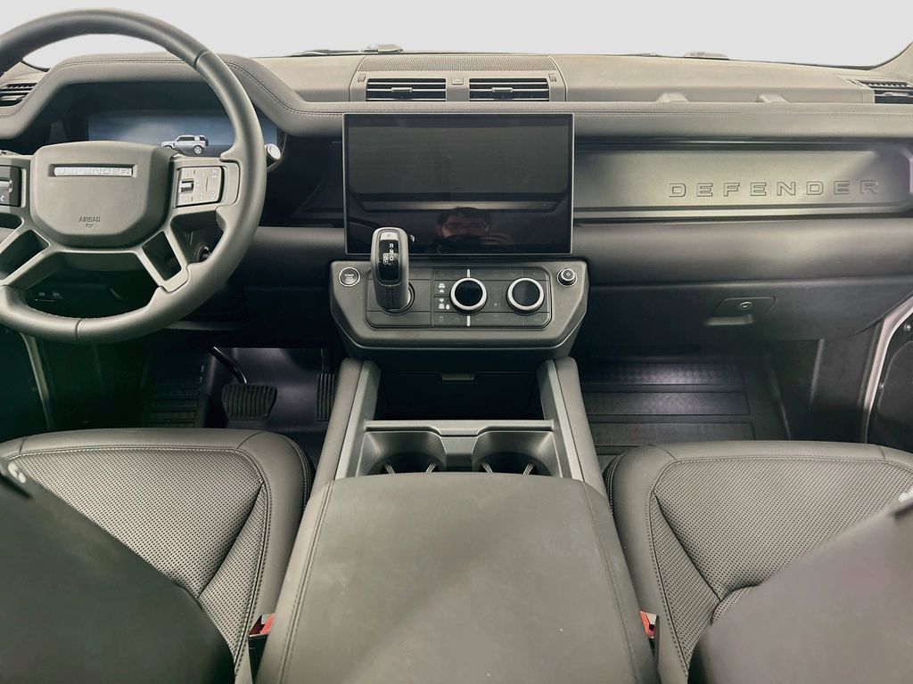 Certified 2026 Land Rover Defender 110 S AWD/4WD image 13