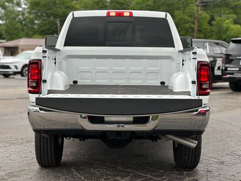 Used 2026 RAM 2500 Tradesman AWD/4WD image 15