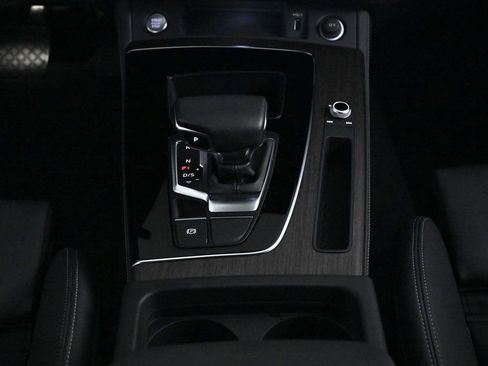 Used 2025 Audi Q5 2.0T Premium Plus w/ Premium Plus Package image 14