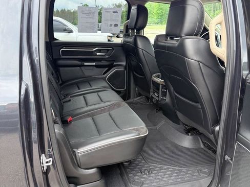 Used 2019 RAM 1500 Laramie AWD/4WD image 21