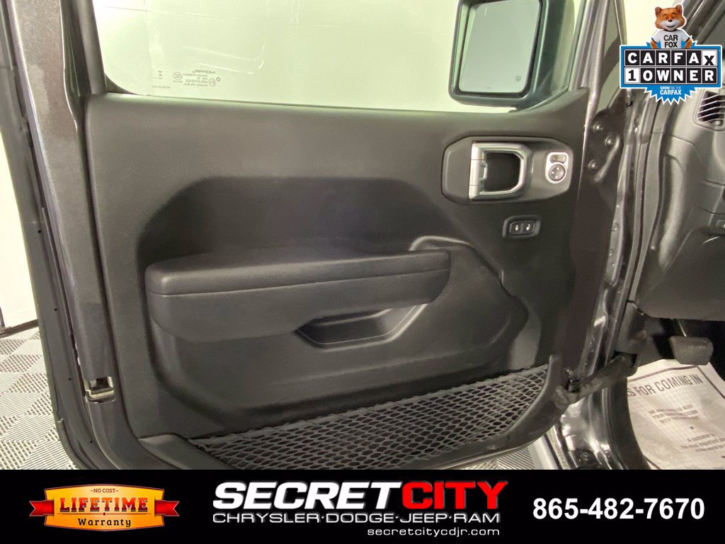 Used 2024 Jeep Wrangler Unlimited Rubicon 4xe w/ Technology Group AWD/4WD image 12