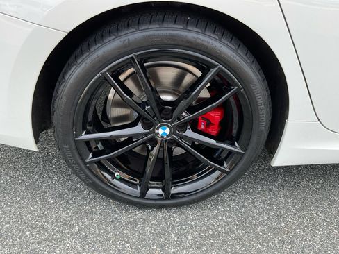 Used 2024 BMW 330i Sedan w/ M Sport Package RWD image 23