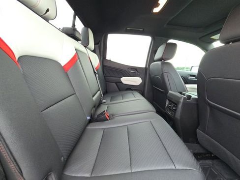 Used 2023 GMC Canyon AT4X image 13