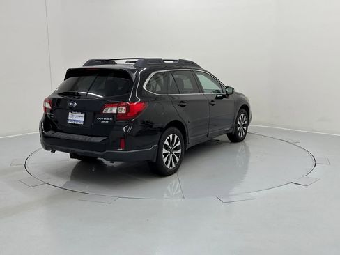 Used 2015 Subaru Outback 3.6R Limited image 6
