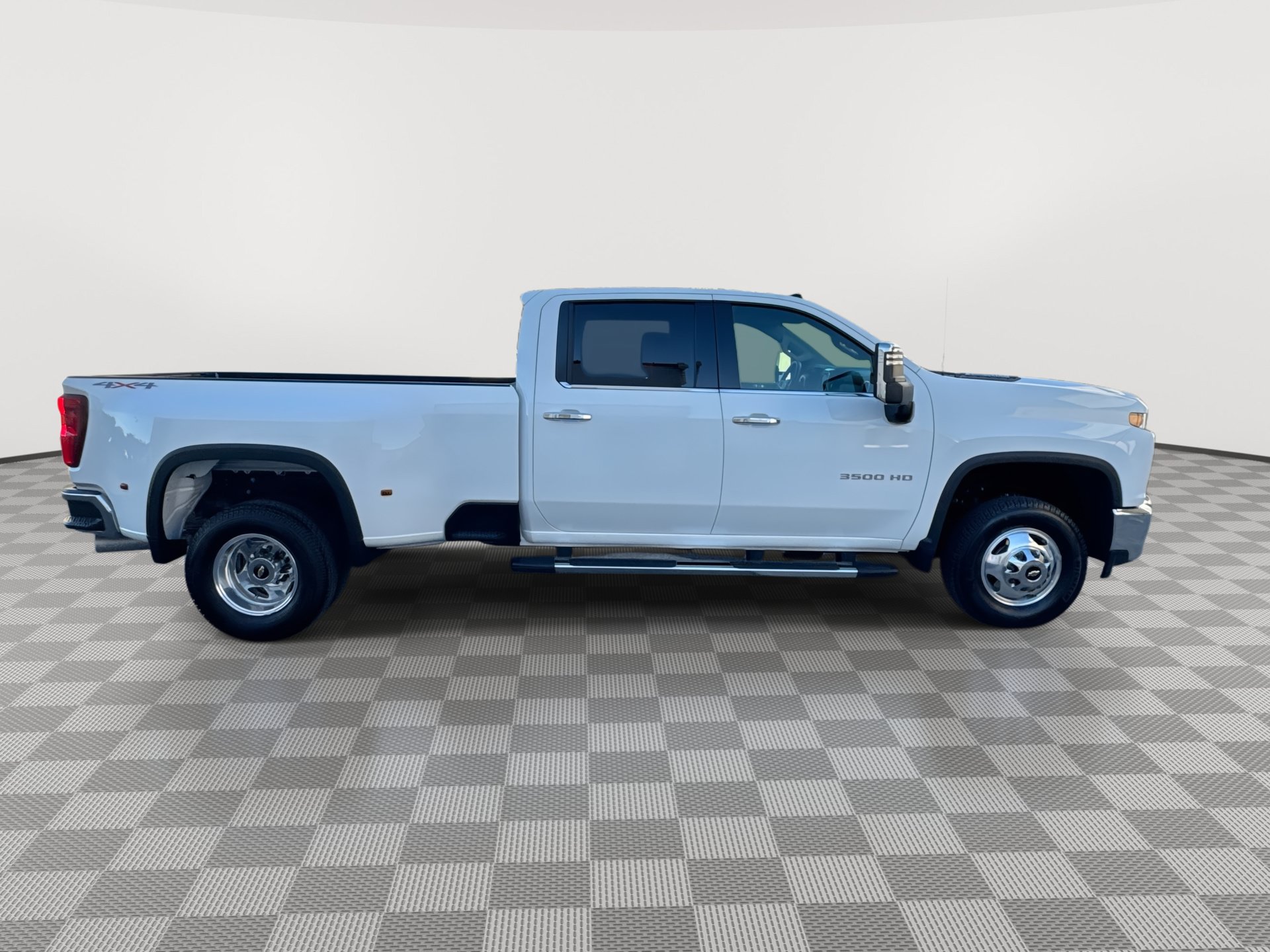 Certified 2023 Chevrolet Silverado 3500 LTZ w/ LTZ Convenience Package AWD/4WD image 9