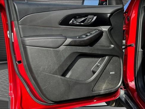 Used 2023 Chevrolet Traverse RS w/ LPO, Floor Liner Package AWD/4WD image 19