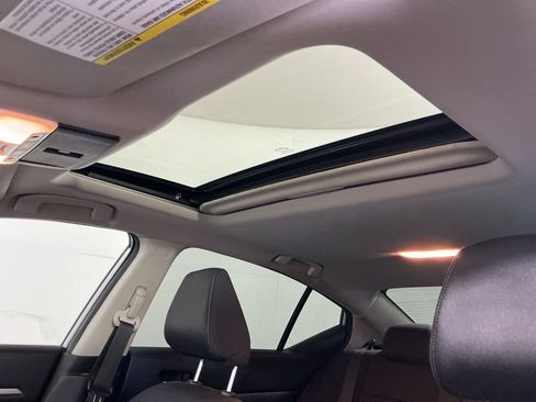 Used 2019 Nissan Altima 2.5 SV image 24