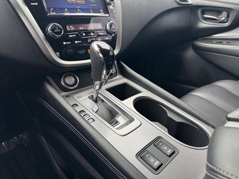 Certified 2024 Nissan Murano SV w/ SV Midnight Edition Package FWD image 20