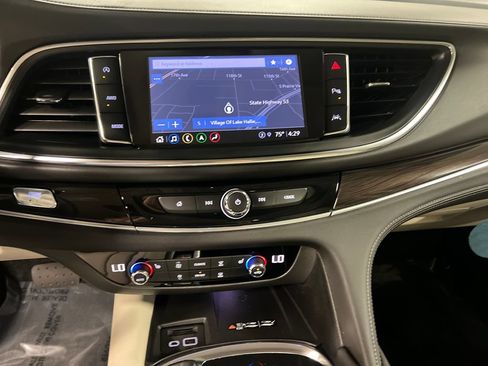 Used 2024 Buick Enclave Essence w/ Experience Buick Package AWD/4WD image 24