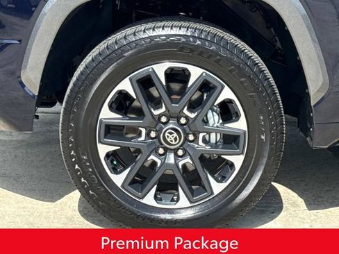 Used 2025 Toyota Tundra Limited image 5