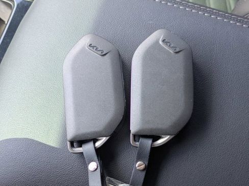 Used 2025 Kia Sorento SX Prestige image 36