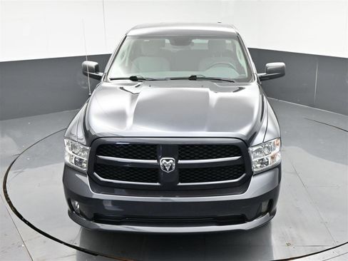 Used 2019 RAM 1500 Express image 22