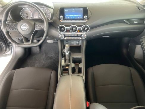 Certified 2025 Nissan Sentra S FWD image 17