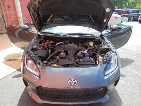 Used 2022 Toyota GR86 image 36