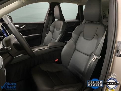 Used 2025 Volvo XC60 B5 Core image 55
