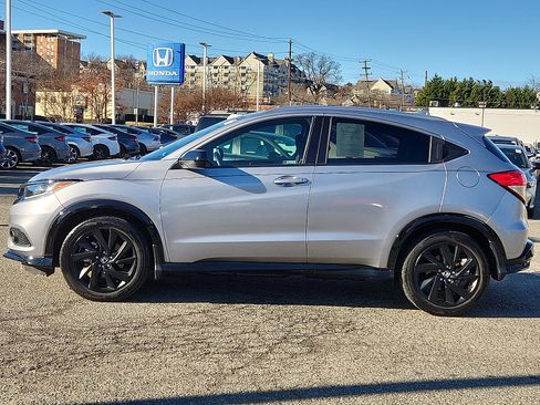 Used 2022 Honda HR-V Sport image 7