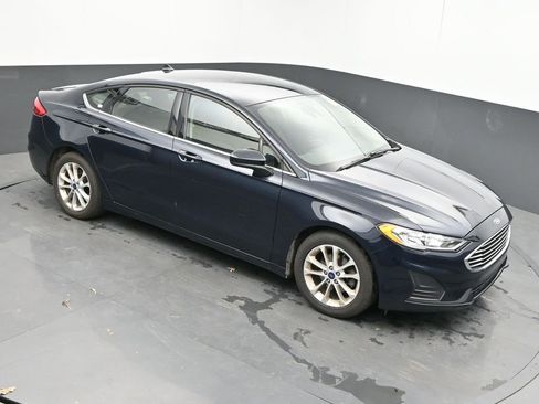 Used 2020 Ford Fusion SE FWD image 36