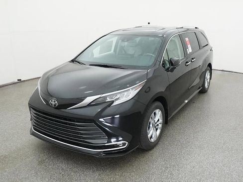 New 2026 Toyota Sienna Limited image 50