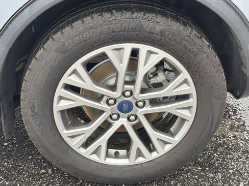 Certified 2022 Ford Escape SEL FWD image 10