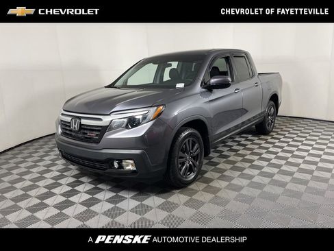 Used 2020 Honda Ridgeline Sport image 1