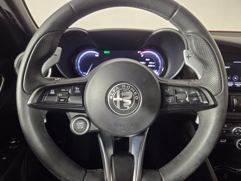 Used 2024 Alfa Romeo Giulia Sprint RWD image 15
