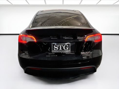 Used 2023 Tesla Model Y Performance AWD/4WD image 5