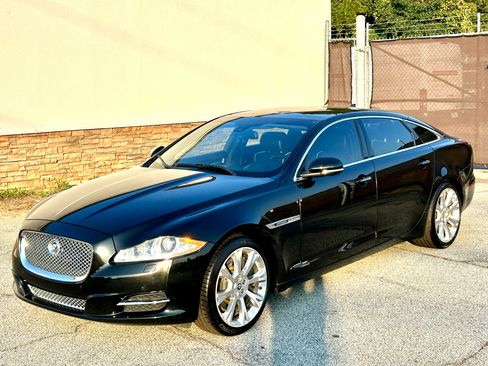 Used 2013 Jaguar XJ L Supercharged image 2