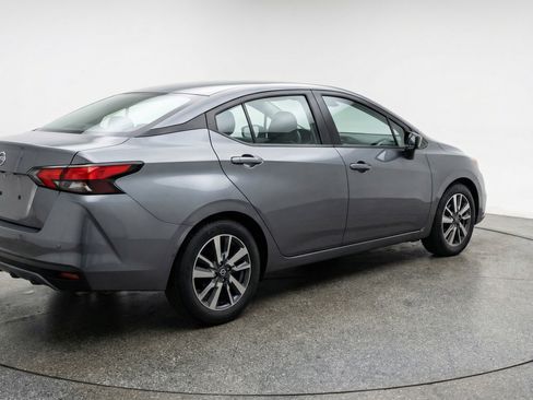 Used 2025 Nissan Versa SV FWD image 9