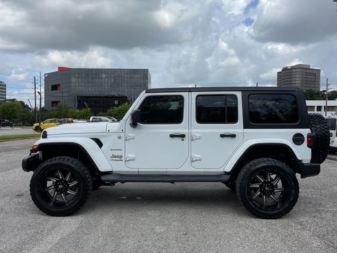 Used 2020 Jeep Wrangler Unlimited Sahara AWD/4WD image 2
