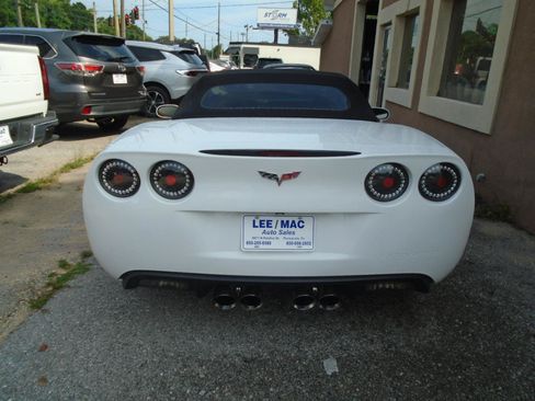 Used 2009 Chevrolet Corvette Convertible w/ Preferred Equipment Group RWD image 5