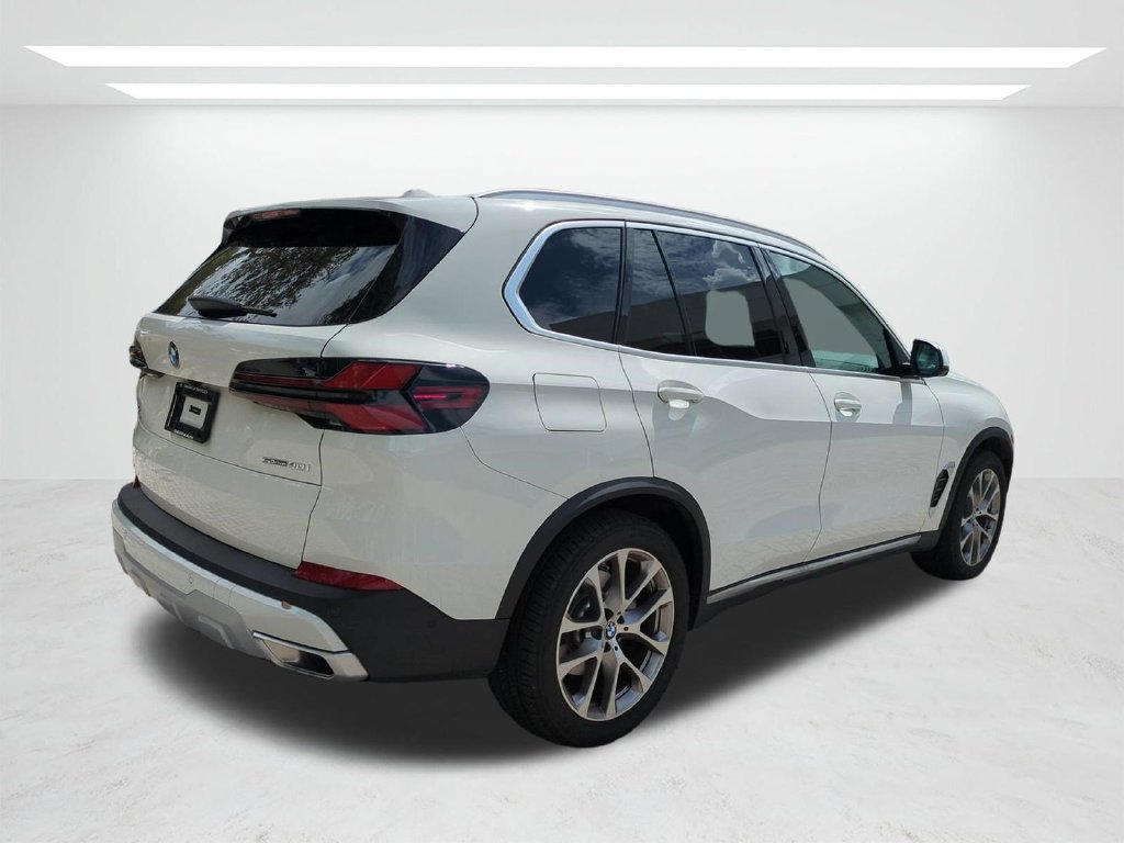 New 2026 BMW X5 sDrive40i w/ Parking Assistance Package RWD image 4