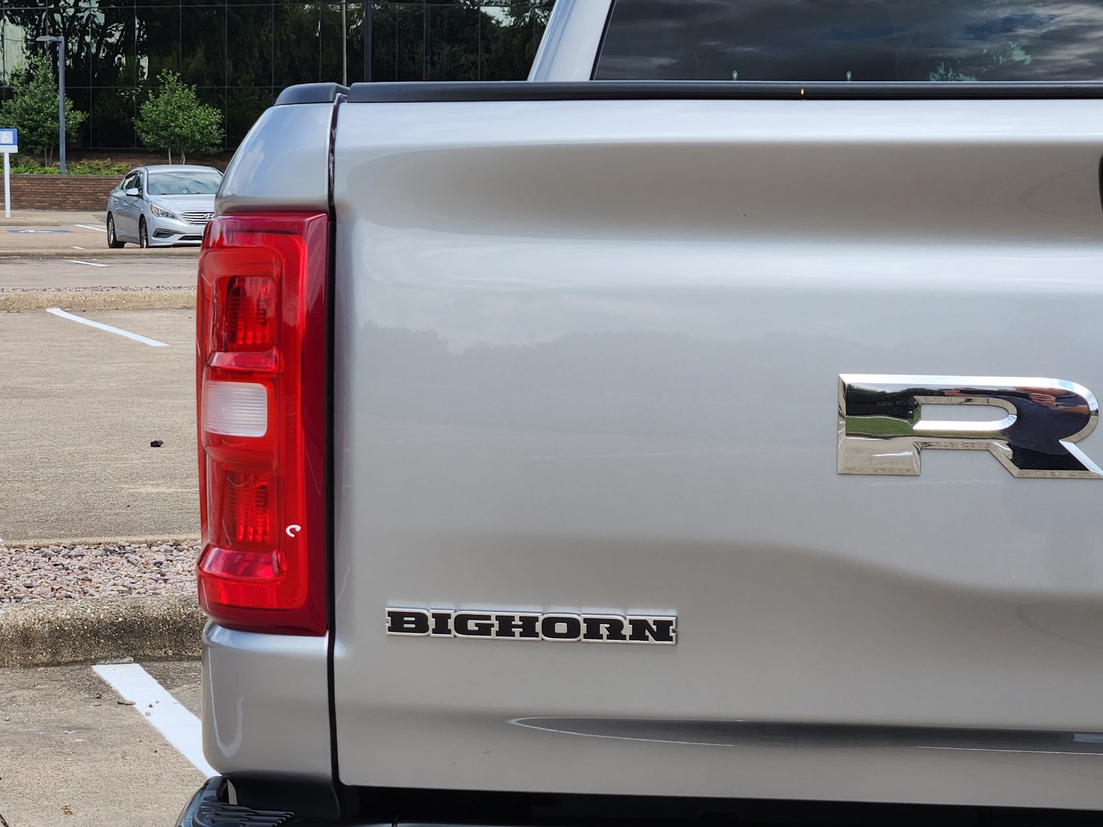 Used 2025 RAM 1500 Big Horn RWD image 15