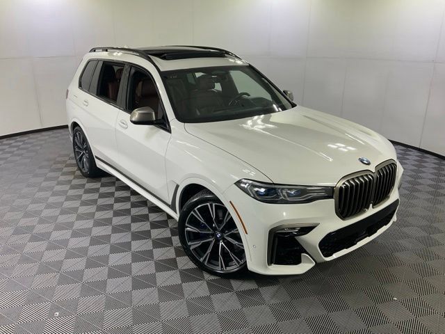 Used 2020 BMW X7 M50i w/ Dynamic Handling Package AWD/4WD image 37