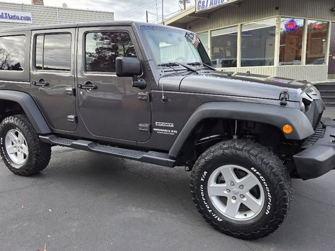 Used 2017 Jeep Wrangler Unlimited Sport w/ Quick Order Package 24S image 7