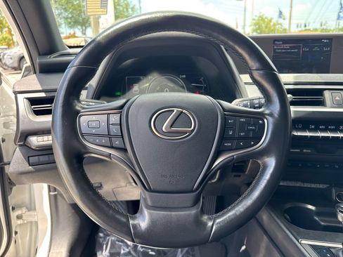 Used 2020 Lexus UX 250h w/ Premium Package AWD/4WD image 24