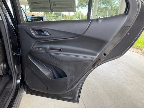Used 2020 Chevrolet Equinox Premier w/ Premier Redline Edition FWD image 29