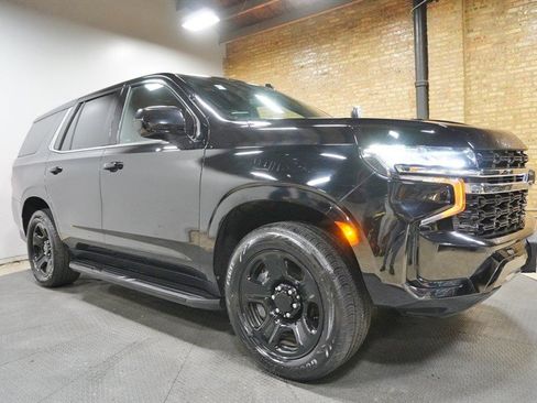 Used 2021 Chevrolet Tahoe 2WD w/ 1FL Safety Package image 6